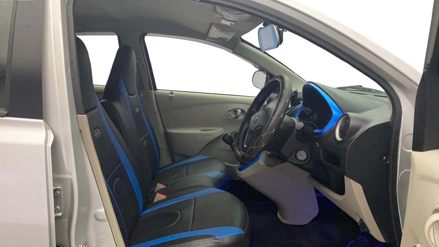 2017 Datsun Go Plus ANNIVERSARY EDITION, Petrol, Manual, 24,606 km, Right Side Front Door Cabin