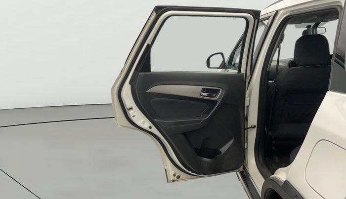 2016 Maruti Vitara Brezza ZDI PLUS, Diesel, Manual, 1,11,061 km, LHS Rear Door