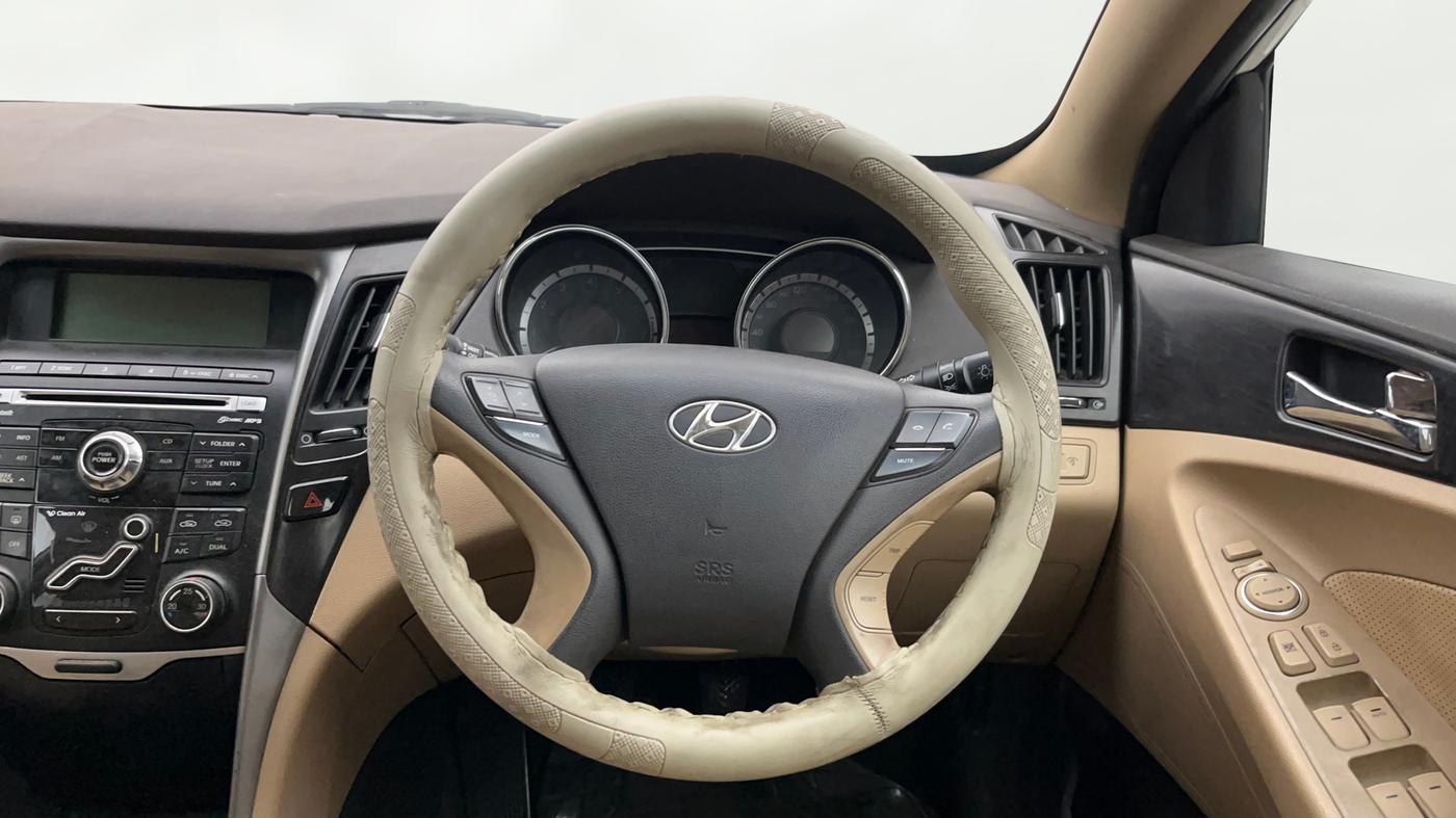 2013 Hyundai Sonata 2.4 GDI MT, Petrol, Manual, 61,210 km, Steering Wheel Close Up
