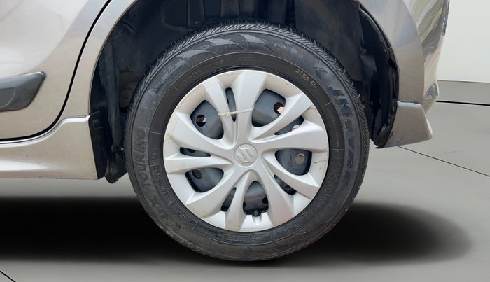 2021 Maruti Swift VXI, Petrol, Manual, 1,07,898 km, Left Rear Wheel