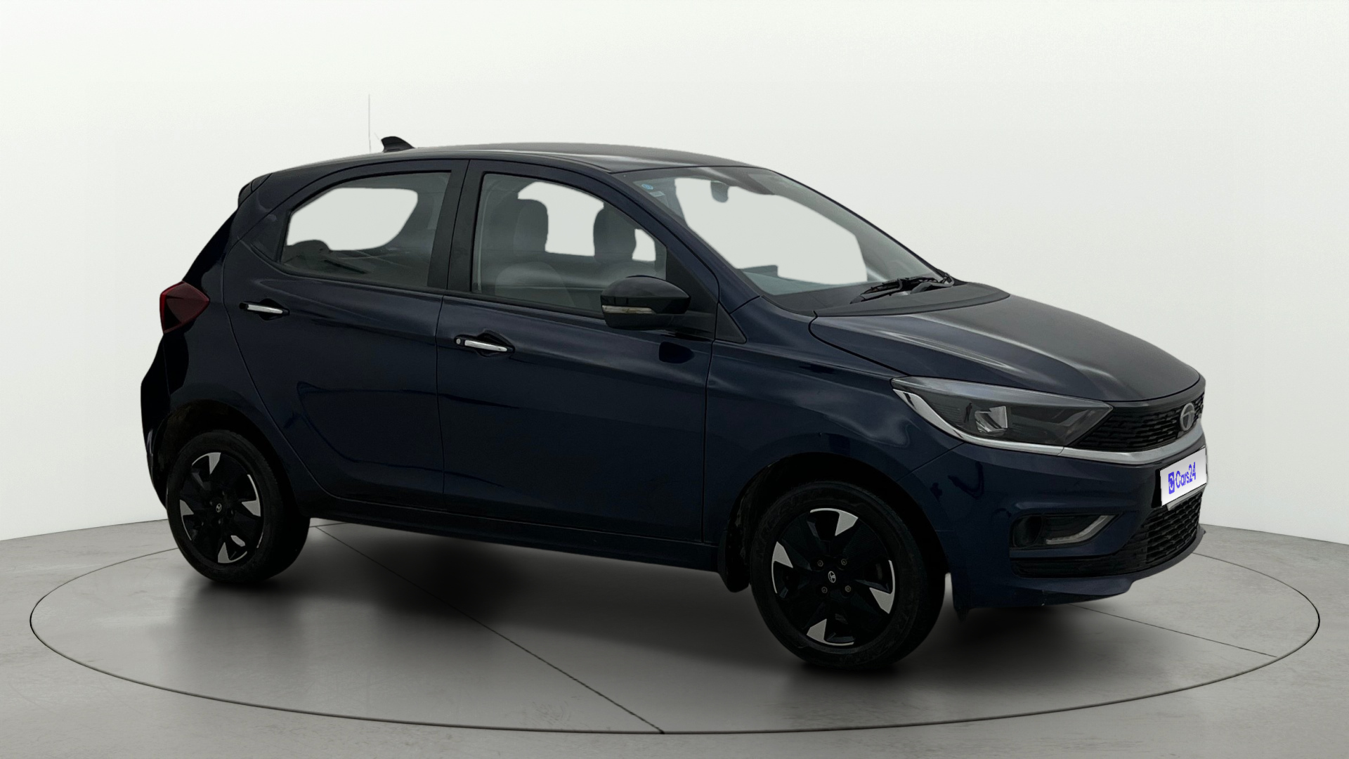2025 Tata Tiago 2021-2026 XTA CNG 