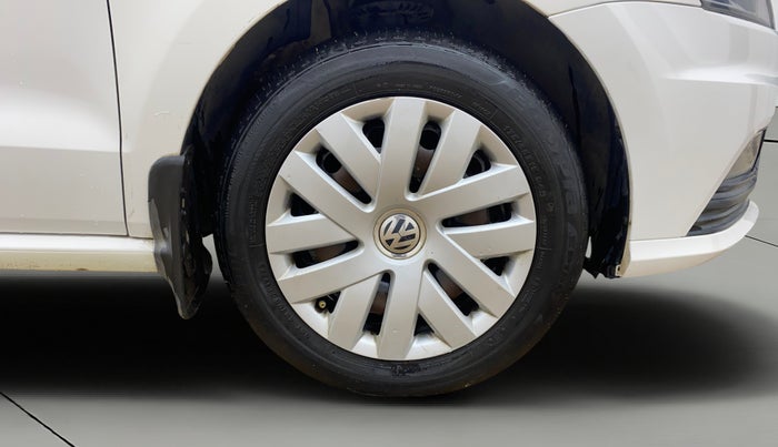 2016 Volkswagen Ameo COMFORTLINE 1.2L, Petrol, Manual, 59,217 km, Right Front Wheel