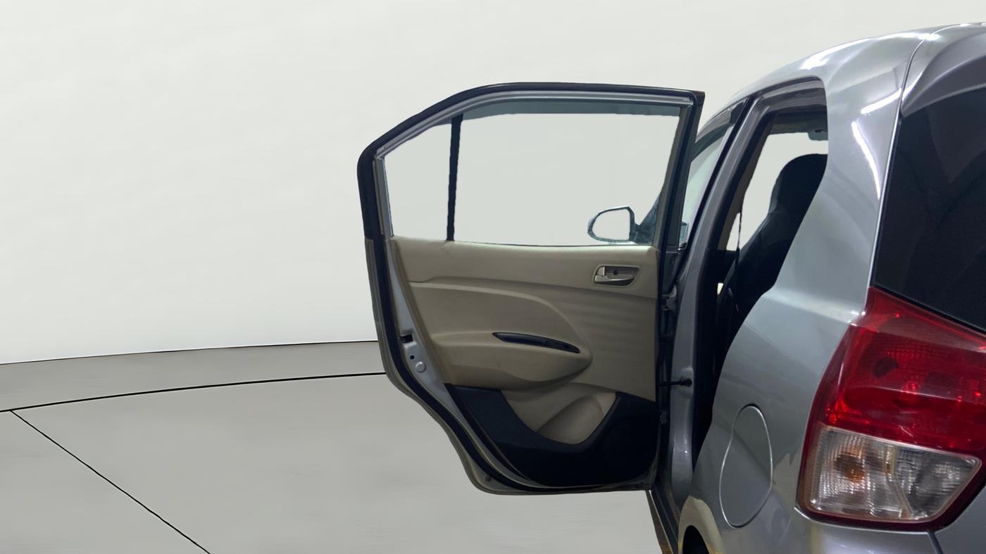 2018 Hyundai NEW SANTRO ASTA MT, CNG, Manual, 72,924 km, LHS Rear Door