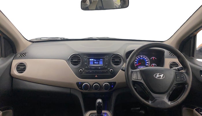 2014 Hyundai Grand i10 ASTA AT 1.2 KAPPA VTVT, Petrol, Automatic, 1,40,874 km, Dashboard