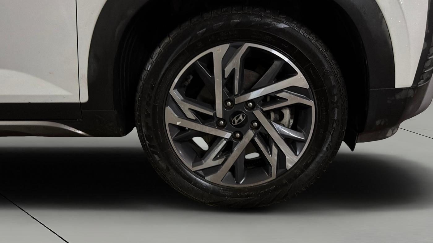 2024 Hyundai Creta SX (O) 1.5 DIESEL, Diesel, Manual, 29,794 km, Right Front Wheel