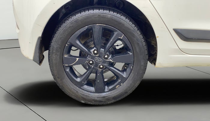 2016 Hyundai Elite i20 ASTA 1.2 (O), Petrol, Manual, 61,013 km, Right Rear Wheel