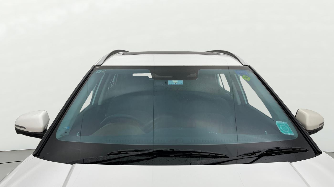 2021 Hyundai ALCAZAR 2.0 SIGNATURE (O) AT 6STR, Petrol, Automatic, 60,665 km, Front Windshield
