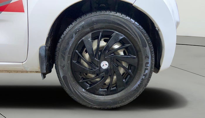 2019 Datsun Go A, Petrol, Manual, 35,801 km, Right Front Wheel