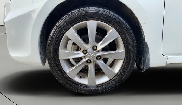 2013 Hyundai Verna FLUIDIC 1.6 VTVT SX, Petrol, Manual, 42,504 km, Left Front Wheel