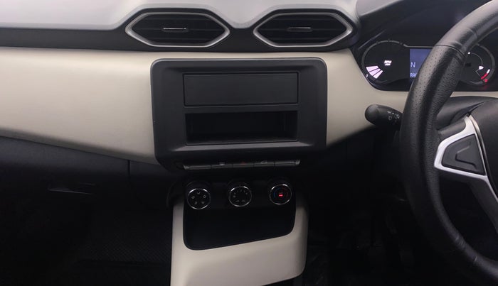 2024 Nissan MAGNITE  XE AMT EZ Shift, Petrol, Automatic, 15,857 km, Air Conditioner