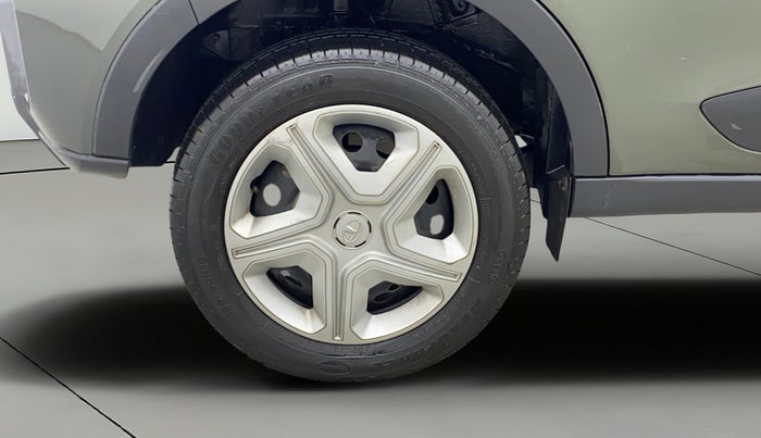 2023 Tata NEXON XM SUNROOF PETROL, Petrol, Manual, 20,850 km, Right Rear Wheel