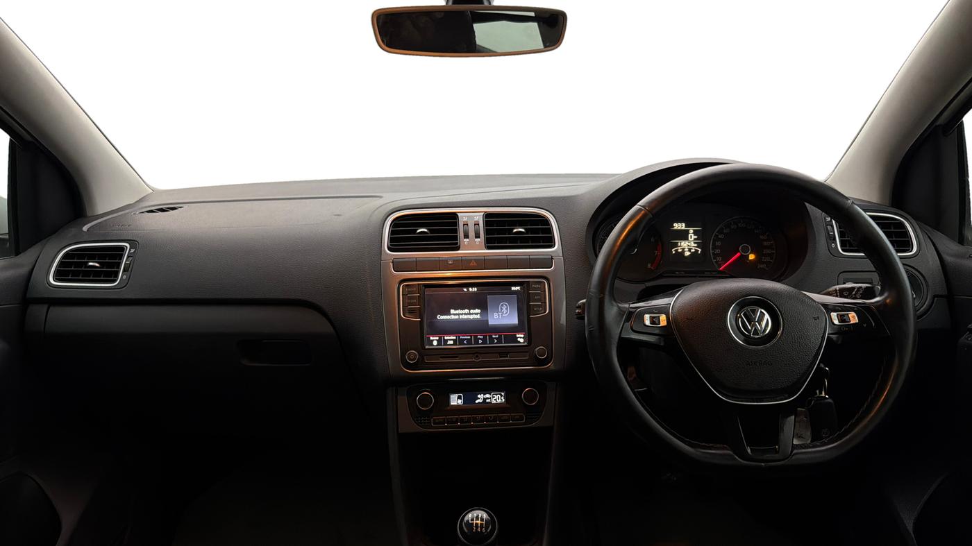 2020 Volkswagen Polo HIGHLINE PLUS 1.0, Petrol, Manual, 1,15,234 km, Dashboard