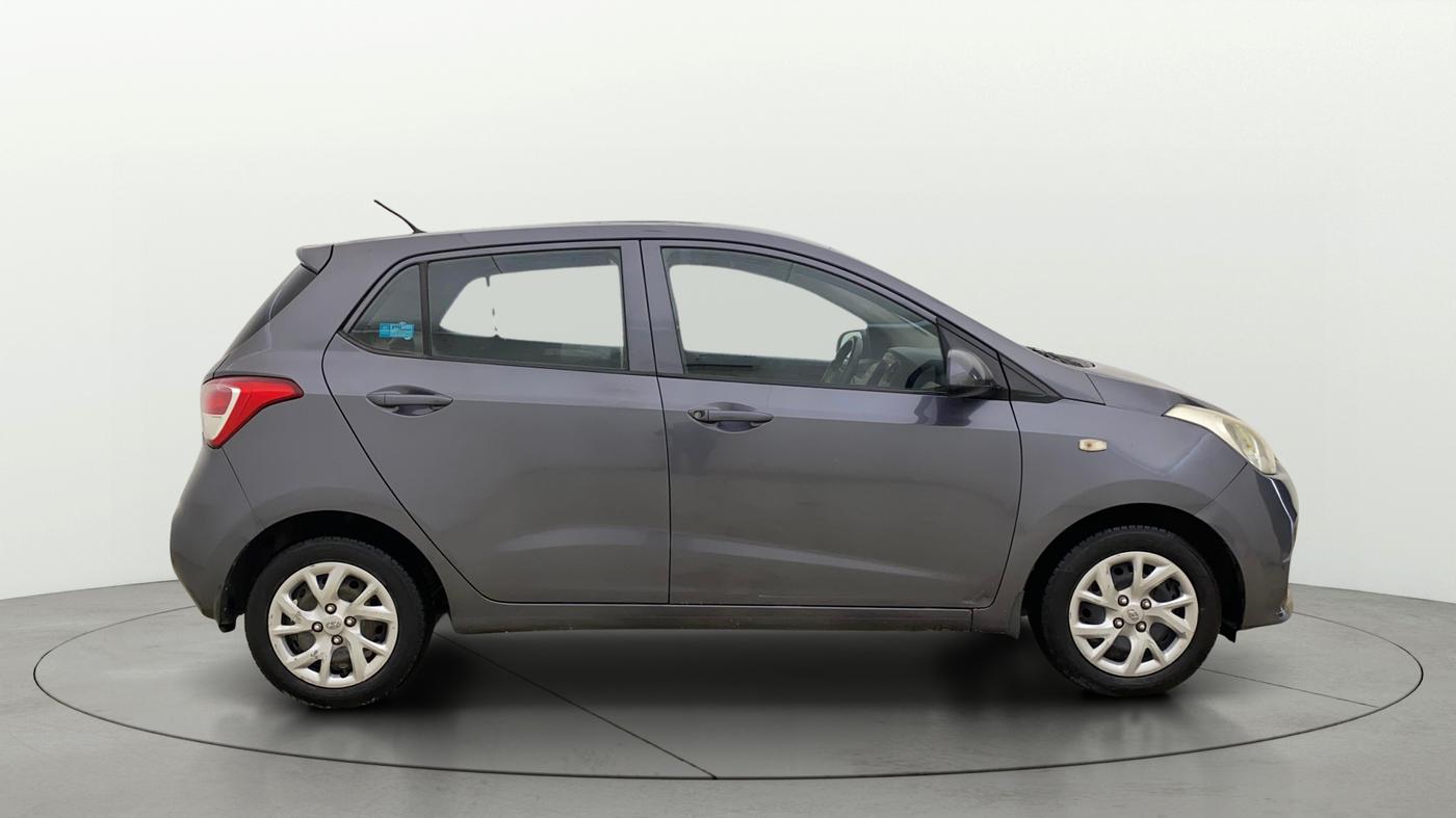 2018 Hyundai Grand i10 MAGNA AT 1.2 KAPPA VTVT, Petrol, Automatic, 33,716 km, Right Side View