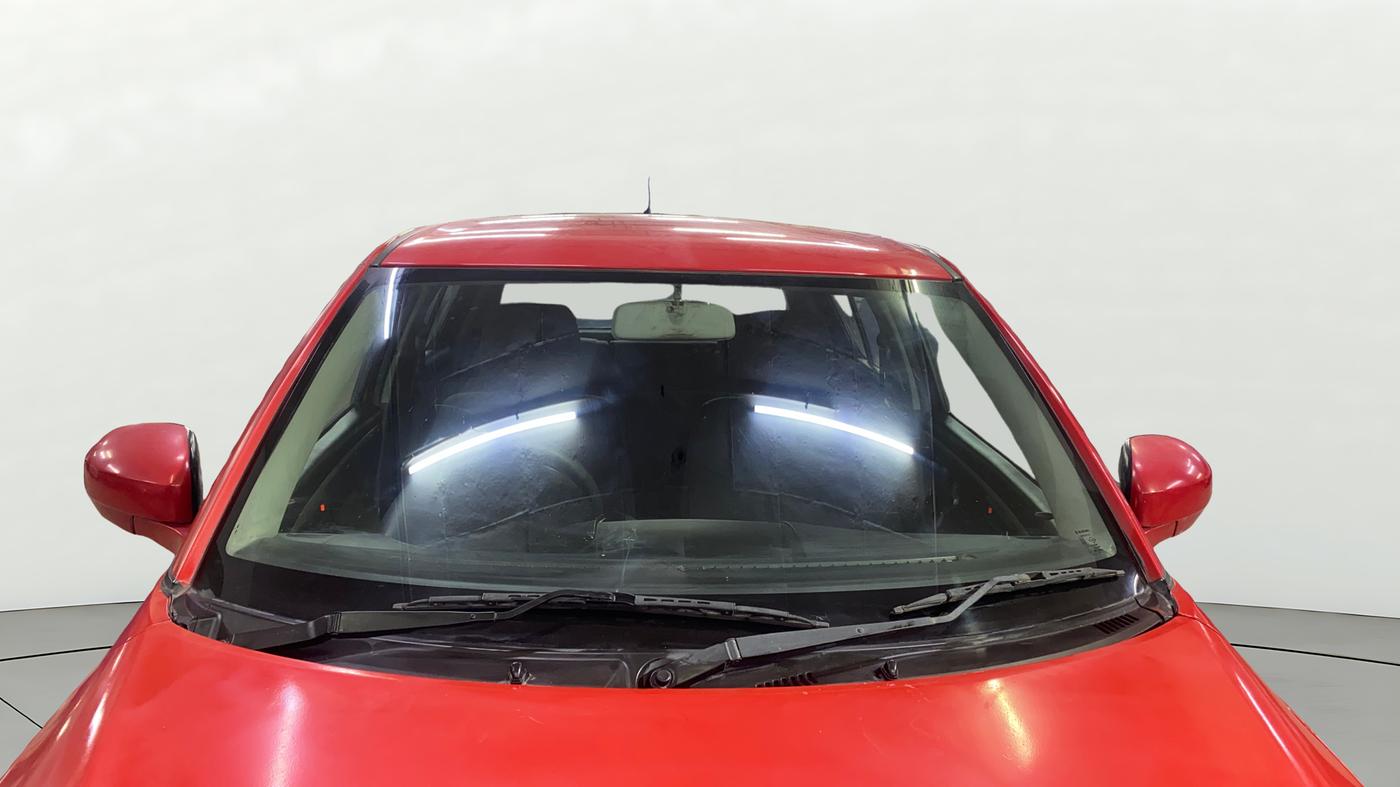 2016 Maruti Swift LXI (O), CNG, Manual, 91,862 km, Front Windshield