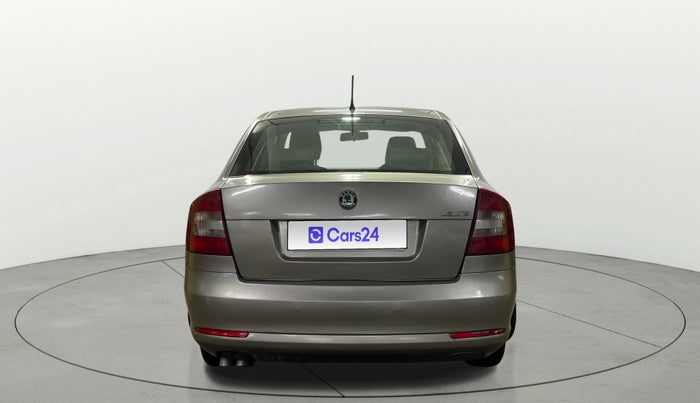 2013 Skoda Laura AMBIENTE 1.9 TDI MT, Diesel, Manual, 1,12,025 km, Back/Rear