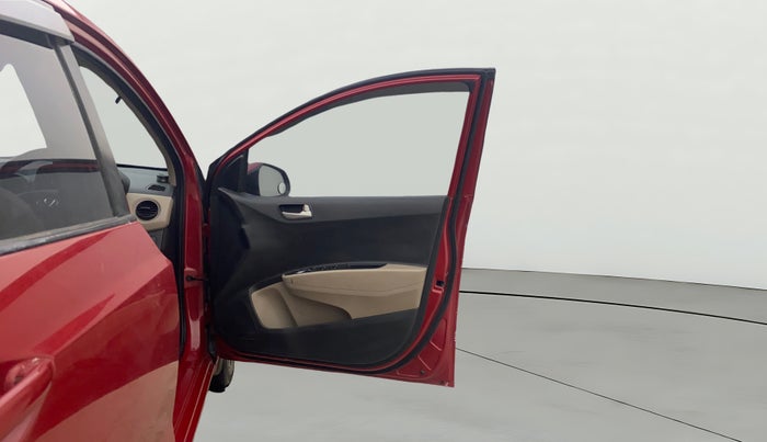 2015 Hyundai Xcent S 1.2, Petrol, Manual, 77,021 km, RHS Front Door