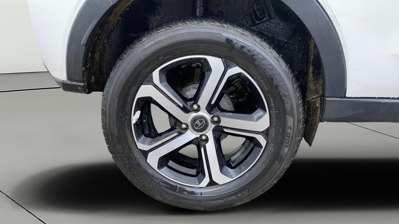 2022 Tata NEXON XZA PLUS PETROL, Petrol, Automatic, 23,311 km, Right Rear Wheel