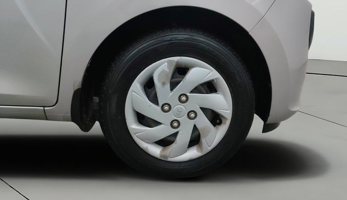 2019 Hyundai NEW SANTRO SPORTZ CNG, CNG, Manual, 75,013 km, Right Front Wheel