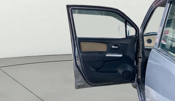 2018 Maruti Wagon R 1.0 LXI CNG, CNG, Manual, 79,328 km, LHS Front Door