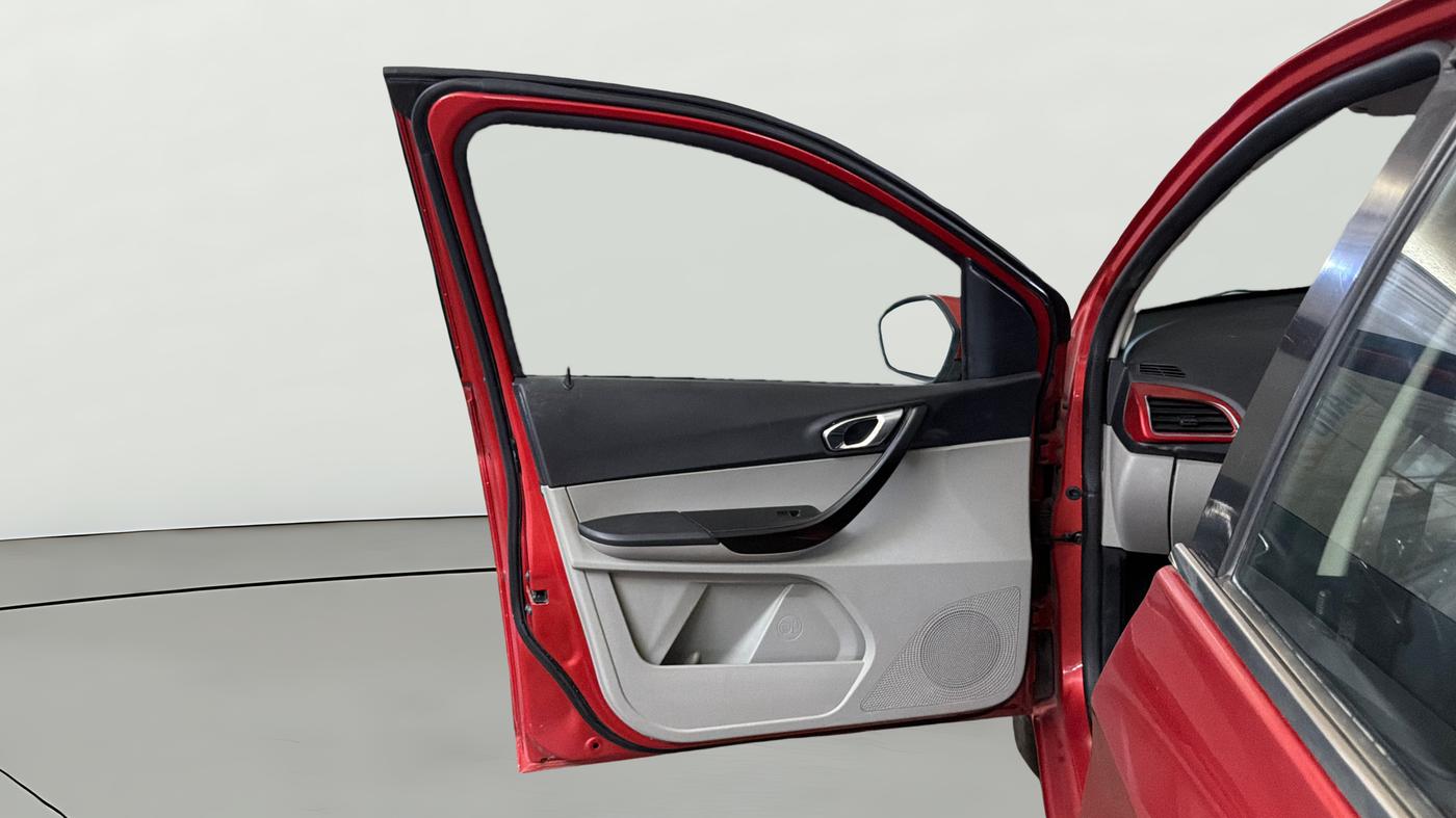 2019 Tata Tiago XZ PLUS PETROL, Petrol, Manual, 87,296 km, LHS Front Door