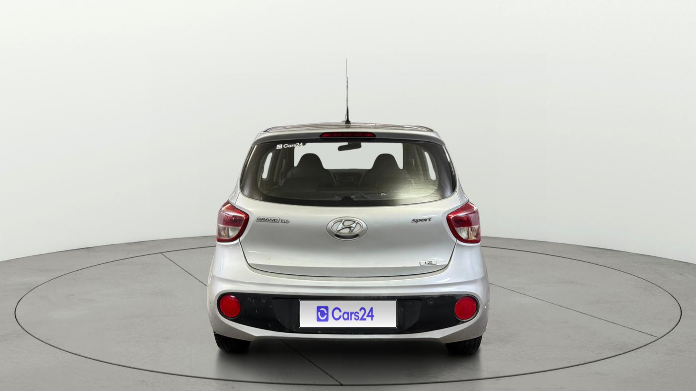 2017 Hyundai Grand i10 SPORTZ 1.2 KAPPA VTVT, Petrol, Manual, 63,664 km, Back/Rear