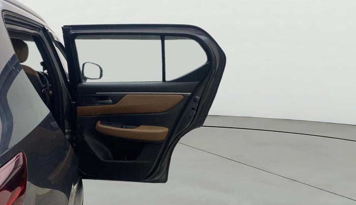 2023 Honda ELEVATE ZX MT, Petrol, Manual, 39,632 km, RHS Rear Door