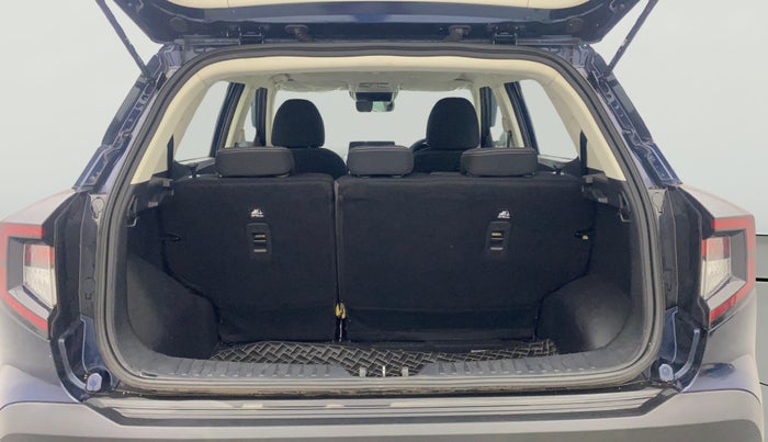 2024 Mahindra XUV 3XO AX5L 1.2 TGDi, Petrol, Manual, 11,453 km, Boot Open Zoomed View