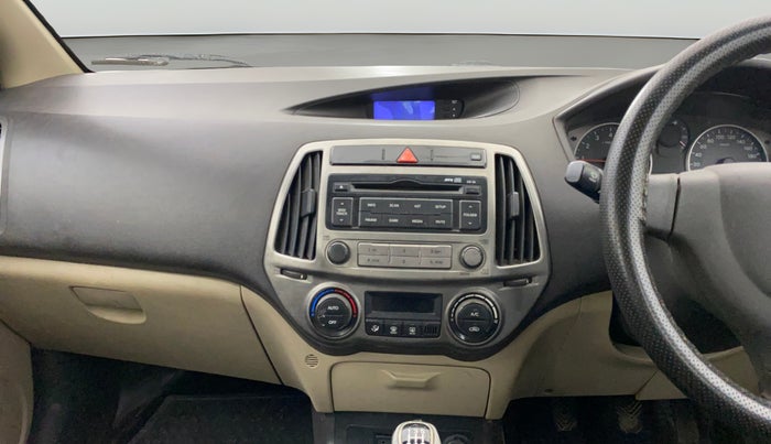 2013 Hyundai i20 MAGNA 1.2, CNG, Manual, 92,648 km, Air Conditioner