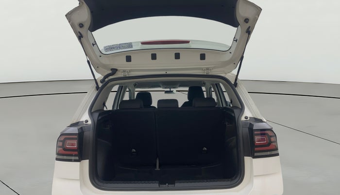 2021 Volkswagen TAIGUN GT 1.5 TSI MT, Petrol, Manual, 4,214 km, Boot Open Zoomed View