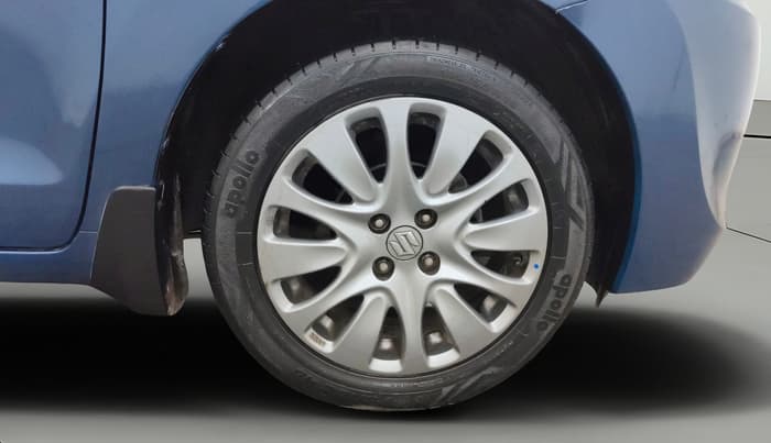 2016 Maruti Baleno ALPHA PETROL 1.2, Petrol, Manual, 90,421 km, Right Front Wheel