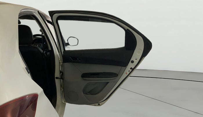 2021 Tata Tiago XT (O) PETROL, Petrol, Manual, 63,689 km, RHS Rear Door