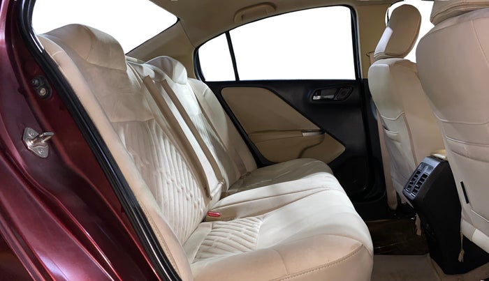 2016 Honda City 1.5L I-VTEC VX, Petrol, Manual, 1,11,496 km, Right Side Rear Door Cabin