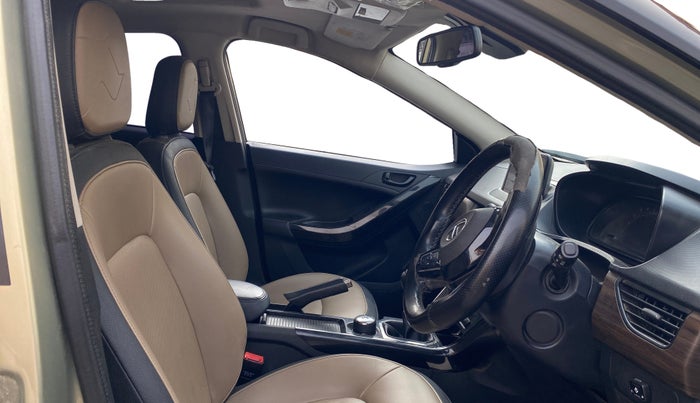 2022 Tata NEXON XZ PLUS (PREMIUM) KAZIRANGA PETROL, CNG, Manual, 97,980 km, Right Side Front Door Cabin