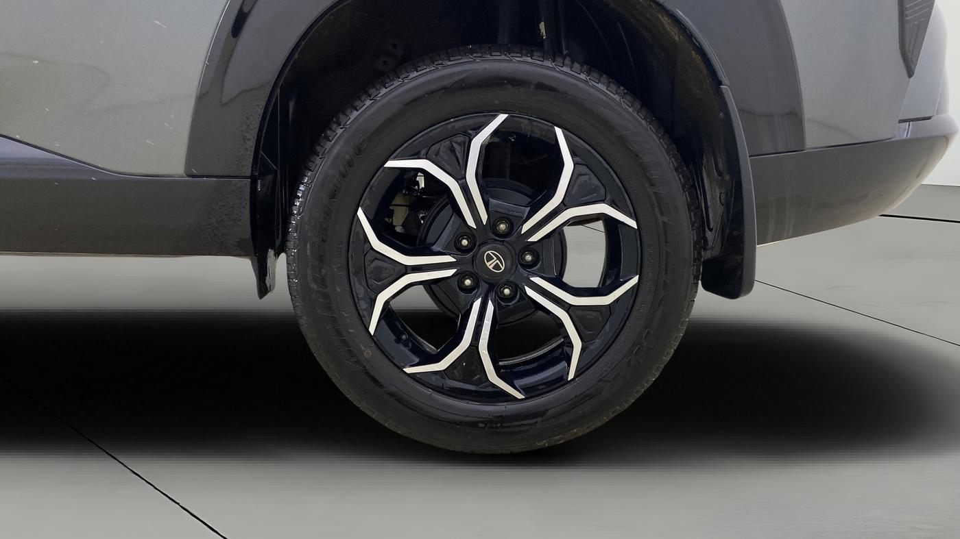 2025 Tata Curvv Creative S 1.2 Petrol 6MT, Petrol, Manual, 11,609 km, Left Rear Wheel