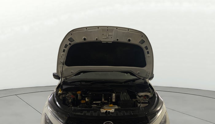 2025 Tata ALTROZ XZ Plus (S) Lux CNG , CNG, Manual, 2,833 km, Open Bonet