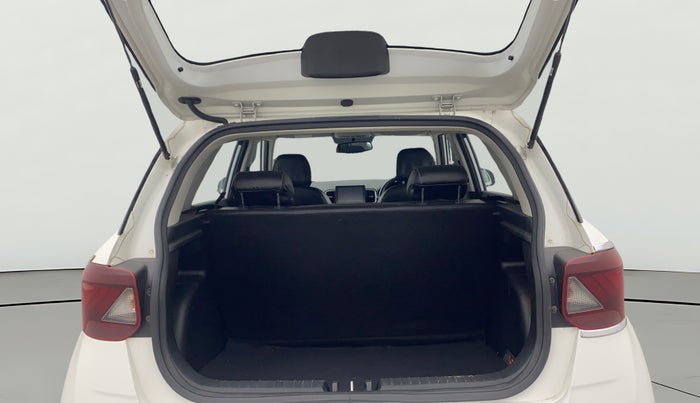 2020 Hyundai VENUE SX PLUS 1.0 TURBO DCT, Petrol, Automatic, 54,804 km, Boot Open Zoomed View