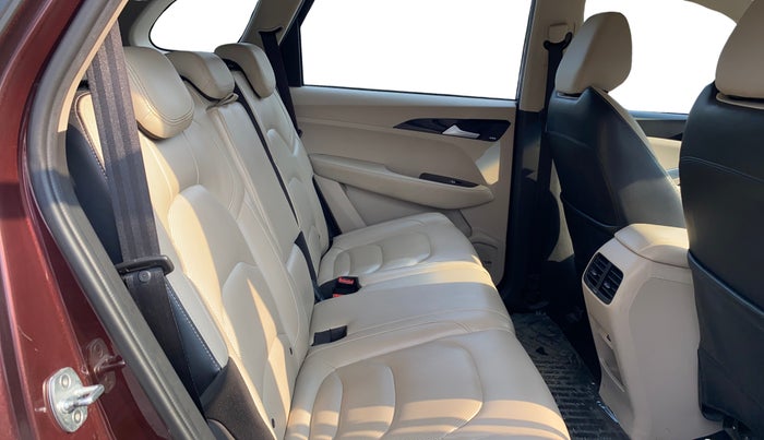 2021 MG HECTOR SHARP 1.5 PETROL CVT, Petrol, Automatic, 78,642 km, Right Side Rear Door Cabin