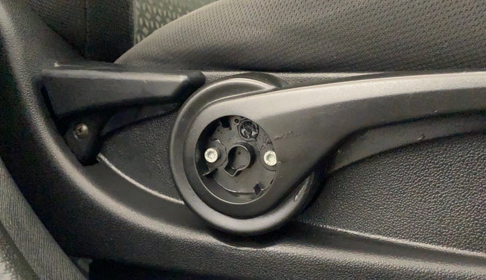 2018 Tata NEXON XZ PLUS PETROL, Petrol, Manual, 34,752 km, Driver Side Adjustment Panel