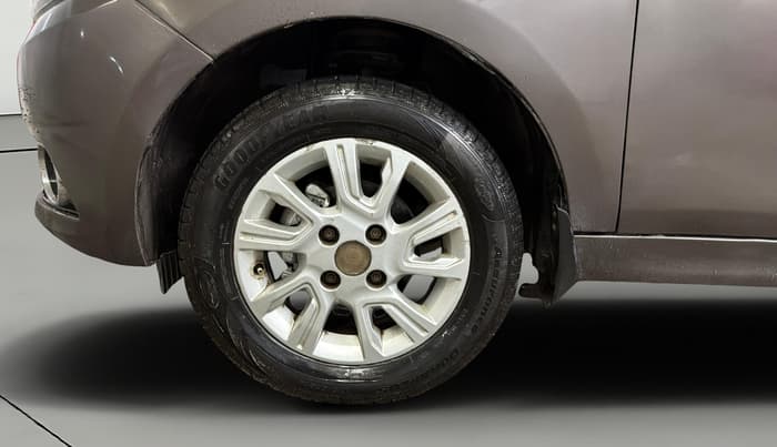 2016 Tata Tiago XZ PETROL, Petrol, Manual, 51,184 km, Left Front Wheel