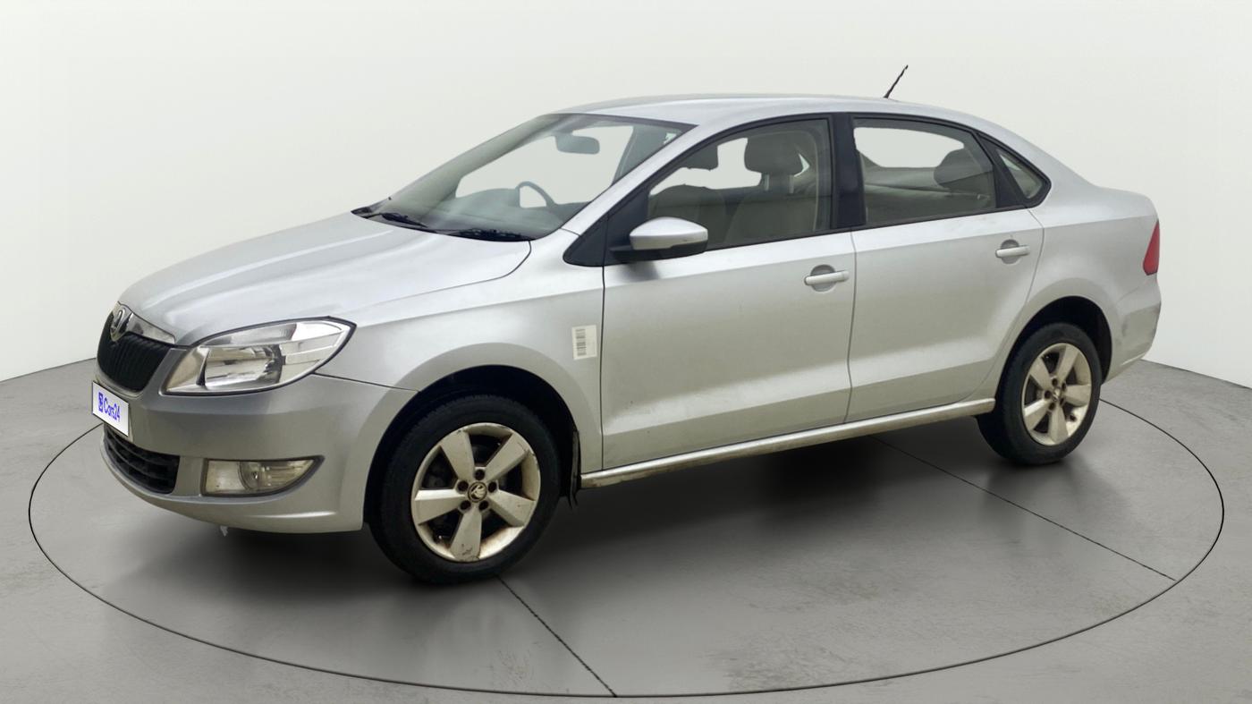 2015 Skoda Rapid AMBITION 1.6 MPI MT, Petrol, Manual, 29,042 km, Left Front Diagonal