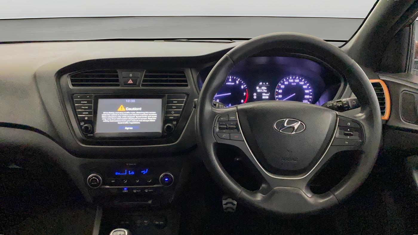 2016 Hyundai i20 Active 1.2 SX, Petrol, Manual, 61,801 km, Steering Wheel Close Up