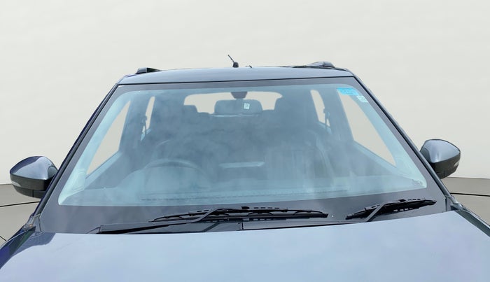 2021 Tata PUNCH ACCOMPLISHED MT, CNG, Manual, 84,246 km, Front Windshield