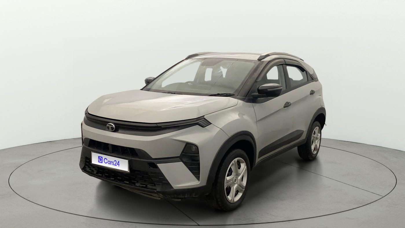 2024 Tata NEXON PURE 1.5 DIESEL, Diesel, Manual, 1,01,413 km, Left Front Diagonal