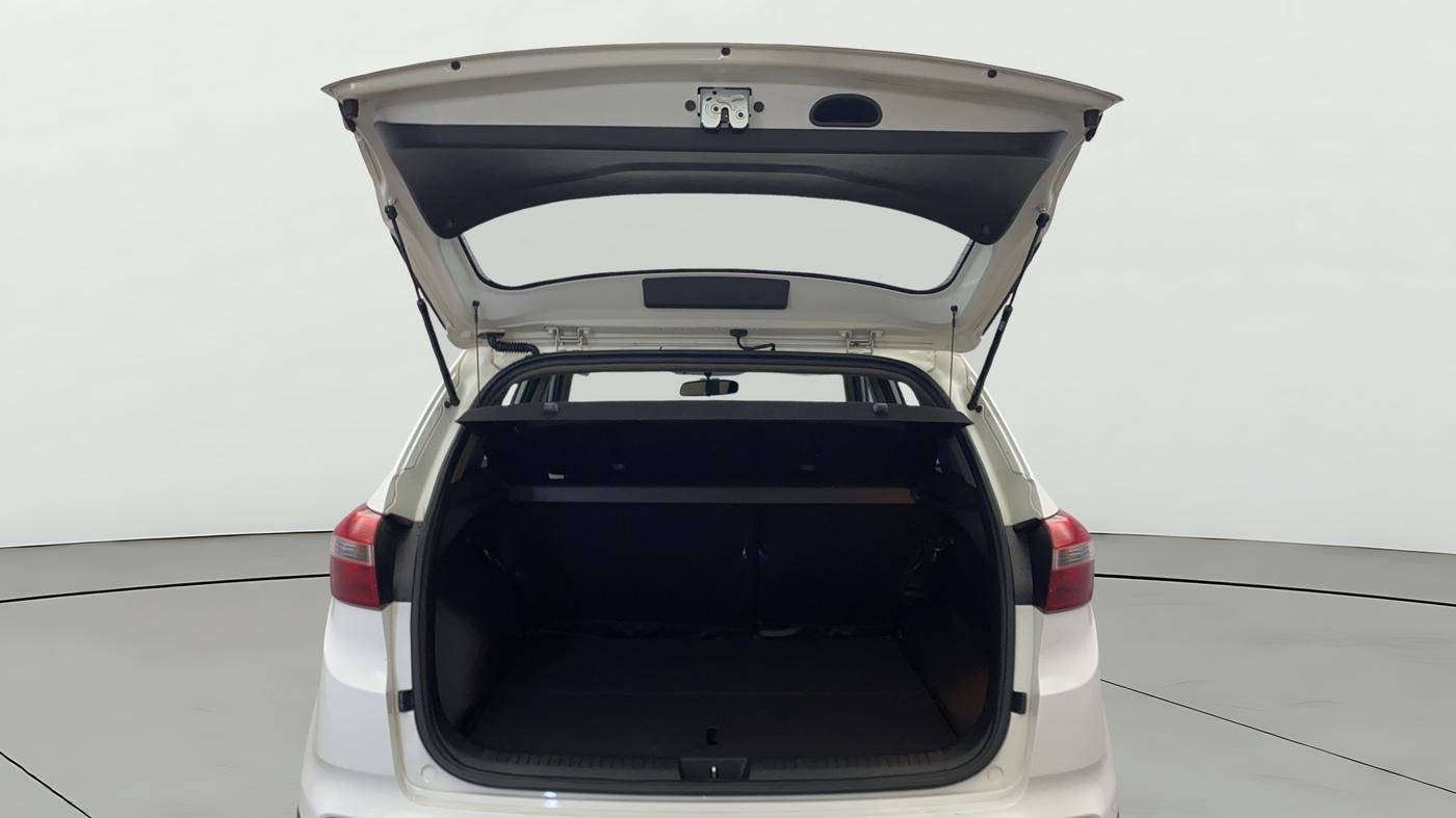 2017 Hyundai Creta SX PLUS AT 1.6 PETROL, Petrol, Automatic, 14,634 km, Boot Door Open