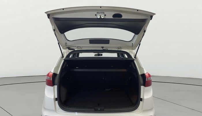 2017 Hyundai Creta SX PLUS AT 1.6 PETROL, Petrol, Automatic, 14,634 km, Boot Door Open