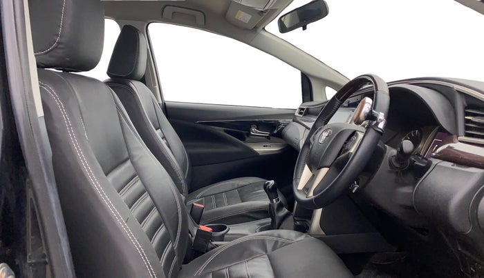 2022 Toyota Innova Crysta 2.7 VX 7 STR, Petrol, Manual, 36,534 km, Right Side Front Door Cabin