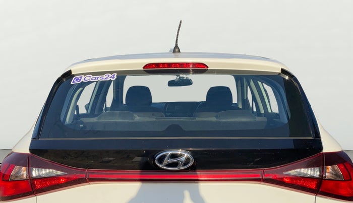 2022 Hyundai NEW I20 MAGNA 1.2 MT, Petrol, Manual, 55,771 km, Rear Windshield