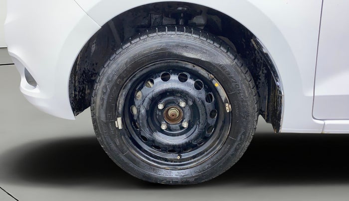 2016 Ford New Figo AMBIENTE 1.2 PETROL, Petrol, Manual, 46,895 km, Left Front Wheel