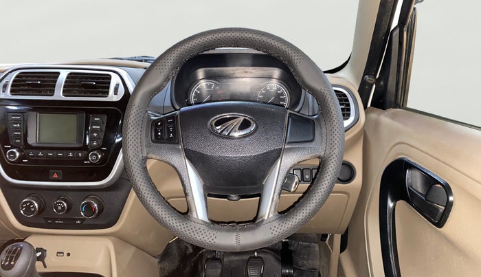 2022 Mahindra BOLERO NEO N 8, Diesel, Manual, 62,908 km, Steering Wheel Close Up