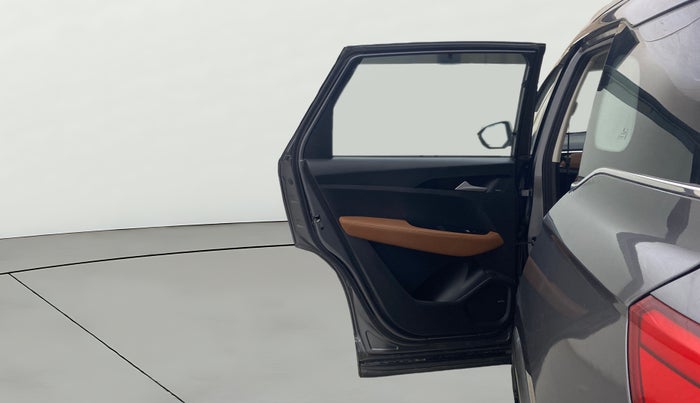 2021 MG HECTOR PLUS SELECT 2.0 DIESEL TURBO MT 7-STR, Diesel, Manual, 49,336 km, LHS Rear Door